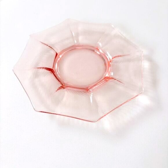 Cambridge Octagonal Pink Depression Glass Dessert Plates Set of 2 - Picture 4 of 5